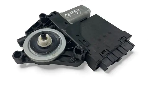 Volvo V60 Front door window regulator motor 966268103