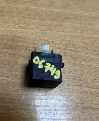 Mercedes-Benz S W220 Other relay A0025421319 D6749