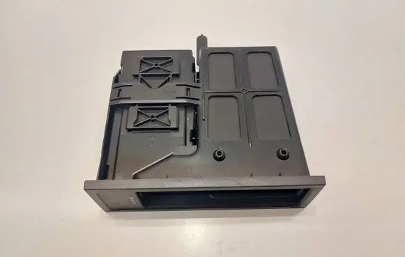 Head unit multimedia control
