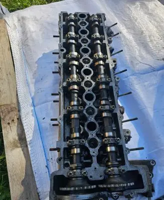 BMW 5 E39 Engine head 22468759 1766915014