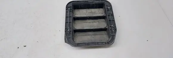 Honda CR-V Quarter panel pressure vent 75450