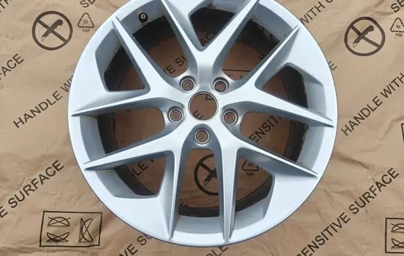 Seat Leon (5F) R18 alloy rim 5F0601025F