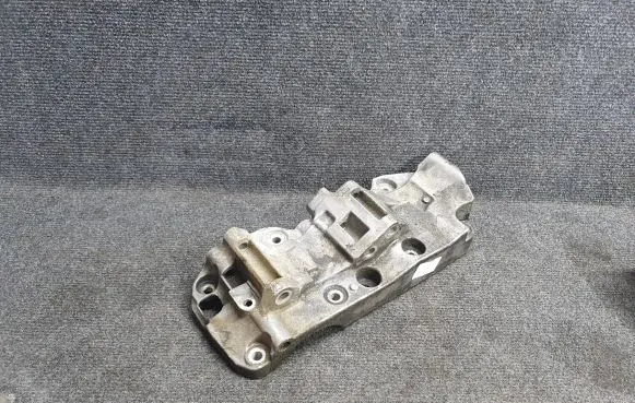 BMW 5 F10 F11 Engine mounting bracket 8506863 174786 AIS19C03