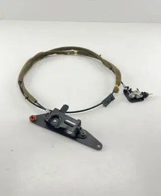 Nissan Elgrand Loading door lock 
