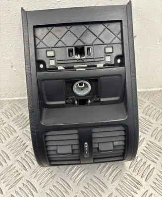 Volkswagen PASSAT B7 Other center console (tunnel) element 8192038099