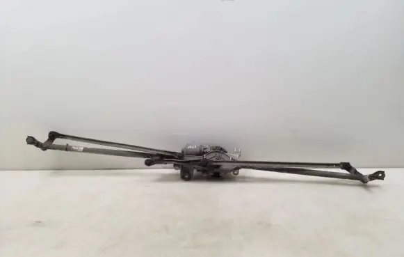 Opel Astra J Front wiper linkage and motor
