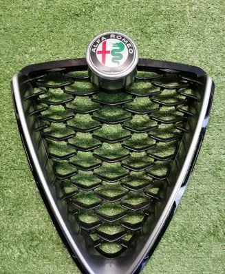 Alfa Romeo Stelvio Front grill 156158817