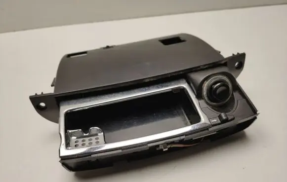 Mercedes-Benz S W220 Ashtray (front) A2208100830