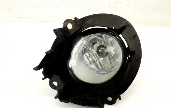 Toyota Avensis T270 Front fog light 812100D042