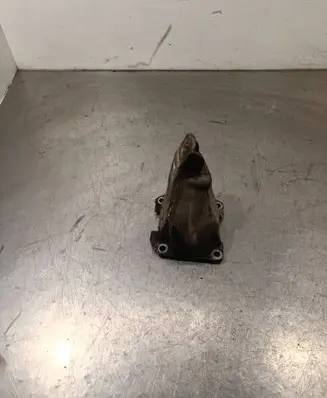 Suzuki Grand Vitara II Engine mounting bracket 200191