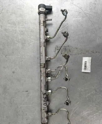 BMW 5 F10 F11 Fuel main line pipe 13537805423 13537800124 7805423