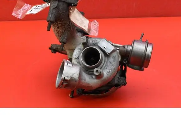 Volkswagen Cross Touran I Turbo system vacuum part 03G253019K