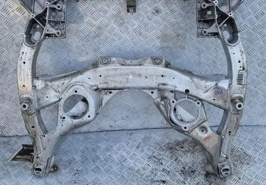 BMW 5 F10 F11 Front axle beam 6796693