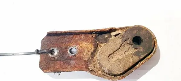 Opel Astra H Radiator mount bracket 13118278