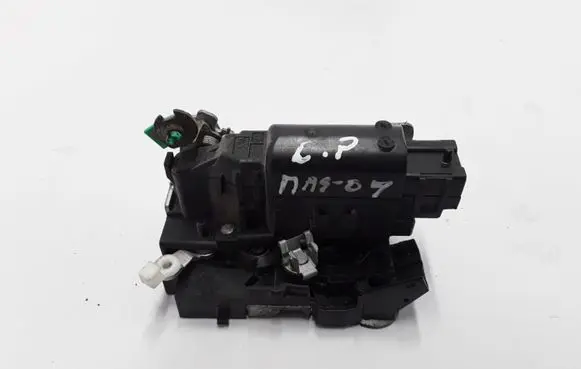 Renault Master II Front door lock 
