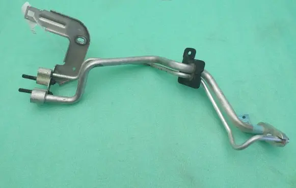 Jeep Grand Cherokee Air conditioning (A/C) pipe/hose 55038201AE