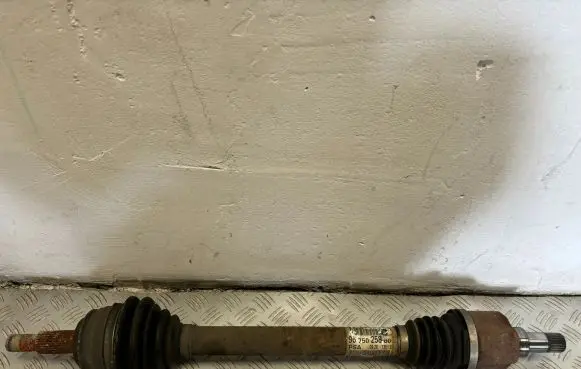 Citroen C4 II Picasso Front driveshaft 9675025880