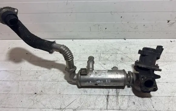 Peugeot 307 EGR valve cooler 9646762280 79998D VP1U3H9P445BB