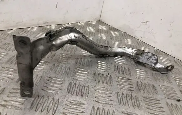 BMW 3 E90 E91 other engine part 7801199