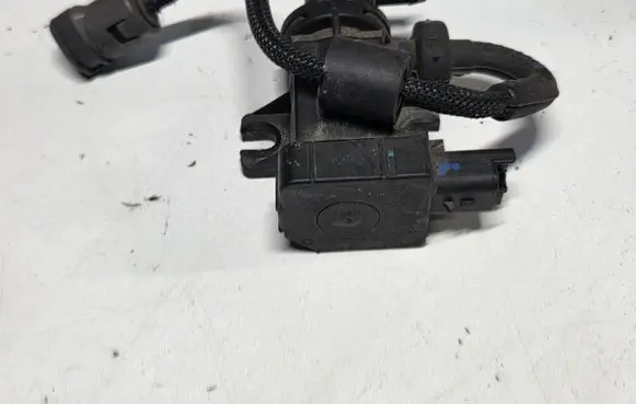 Peugeot 308 Turbo solenoid valve 9807396180 7584225 346131625