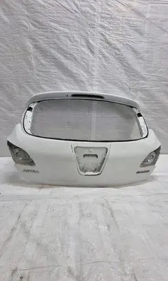 Opel Astra J Tailgate/trunk/boot lid 