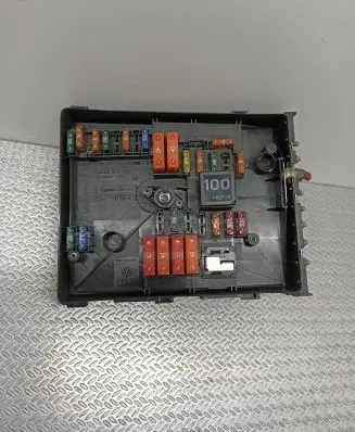 Volkswagen Touran I Fuse box set 1K0937125 017183071