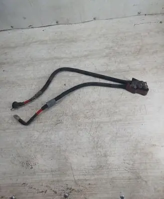 Land Rover Freelander Positive cable (battery) YTA101880 51302269