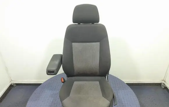 Opel Zafira C Front driver seat 