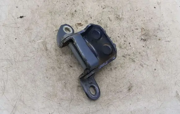 Toyota Corolla Verso E121 Rear door upper hinge NOCODE
