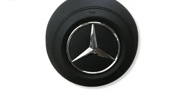 Mercedes-Benz EQB Steering wheel airbag 