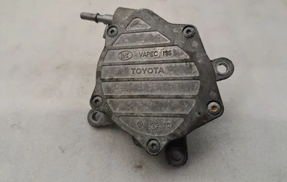 Toyota Avensis T250 Vacuum pump 293000R010