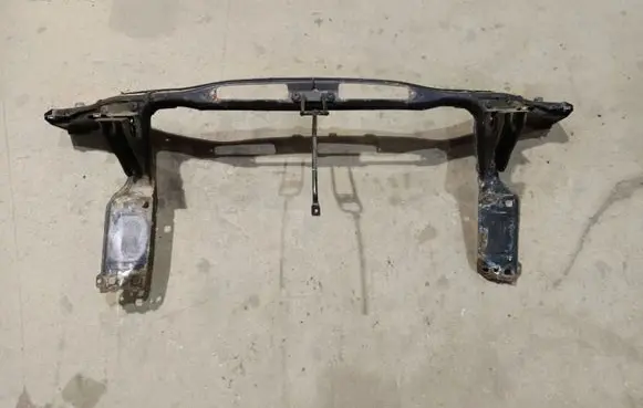 BMW 3 E90 E91 Radiator support slam panel 