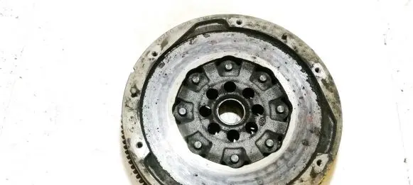 Renault Koleos I Flywheel 8200620330