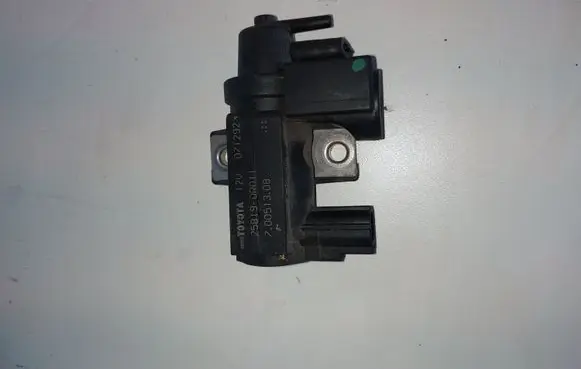 Lexus IS 220D-250-350 Turbo solenoid valve 258190R011