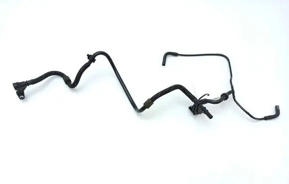 Audi A4 S4 B9 8W Vacuum line/pipe/hose 04L129456D 04L131056B
