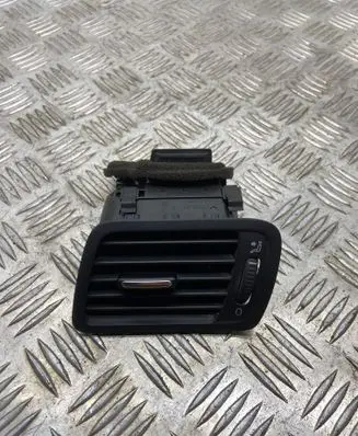 Volkswagen PASSAT B6 Dashboard side air vent grill/cover trim 3C1819701E T0024359 P0108666