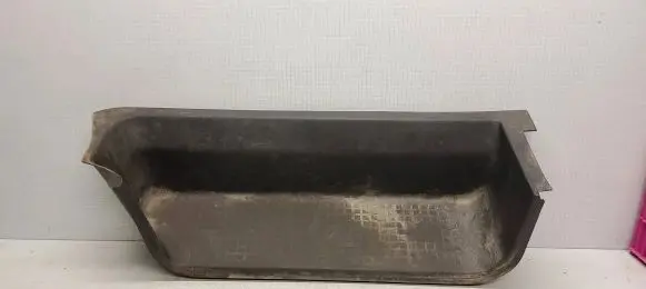 Volkswagen Transporter - Caravelle T4 Front sill (body part) 701863735A