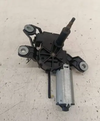 Volkswagen PASSAT B6 Rear window wiper motor