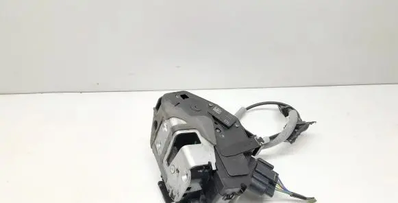 Volvo V60 Front door lock 31301738
