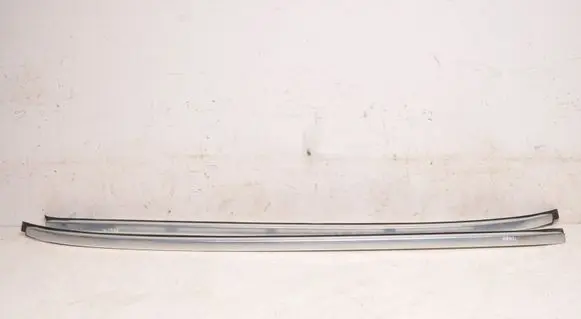 Suzuki Vitara (LY) Roof transverse bars on the 