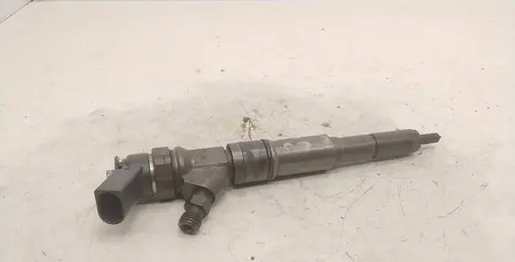 Fuel injector