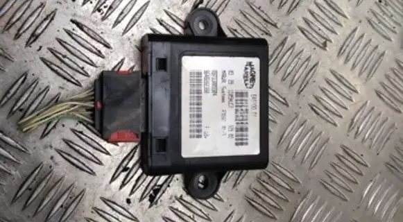 Citroen C5 Fuel injection control unit/module 09733009904 9648282380
