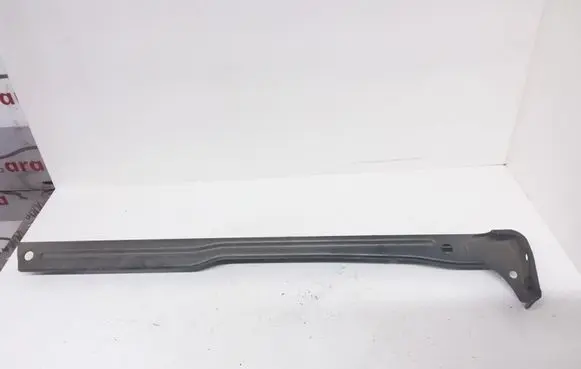 Toyota Avensis T270 Radiator support slam panel bracket 