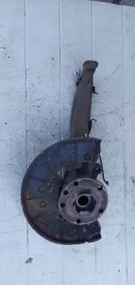 Audi Q7 4L Front wheel hub spindle knuckle