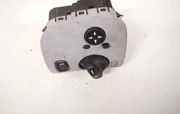 Mercedes-Benz C W203 Light switch a2035451404 04058555