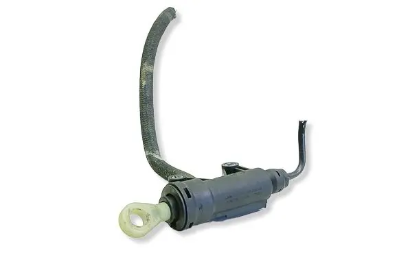 BMW 1 E82 E88 Clutch master cylinder 6773670 13670610