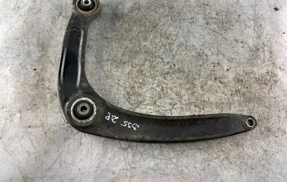 Citroen DS5 Front lower control arm/wishbone 884980