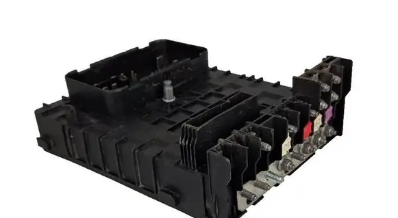 Volkswagen Golf V Fuse module 1K0937125