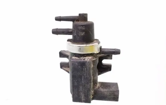 Volkswagen Golf IV Turbo solenoid valve 1J0906627