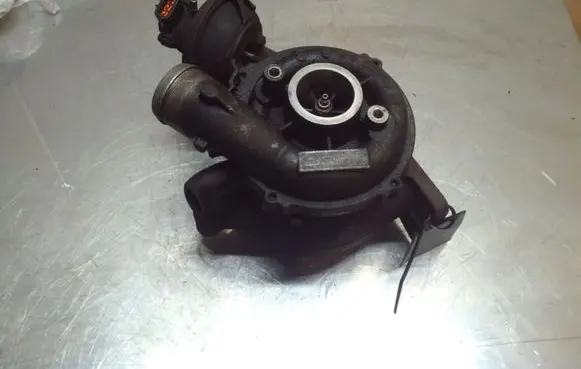Ford Galaxy Turbo 9658728580